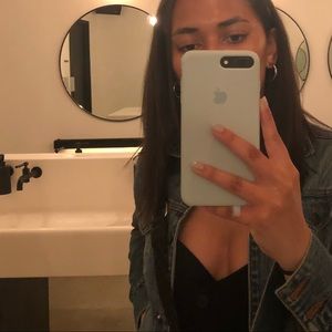 Meet your Posher, Eidalis